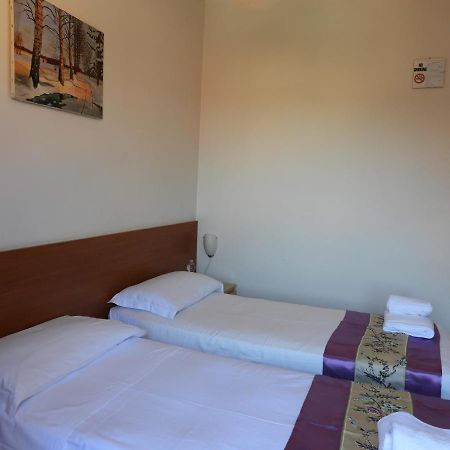 פיומיצ'ינו B&B Isola מראה חיצוני תמונה